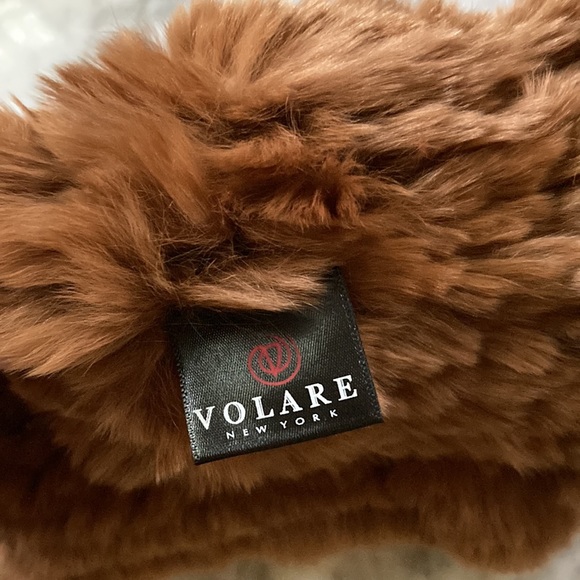 Volare Fur Fingerless Gloves - Picture 3 of 3